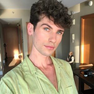 Meet your Posher, Matthew